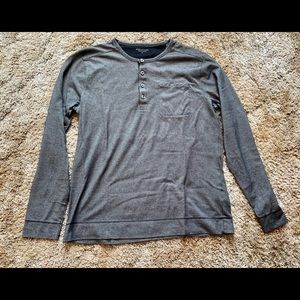 Structure Long Sleeve Henley - Men’s Medium